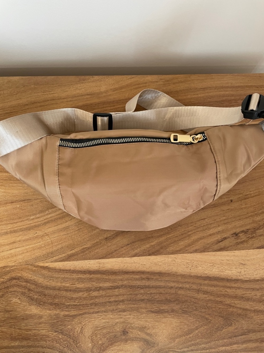 Quilted White and Tan Belt Bagdad - Women's Waist Crossbody Duo - Picture 8 of 10